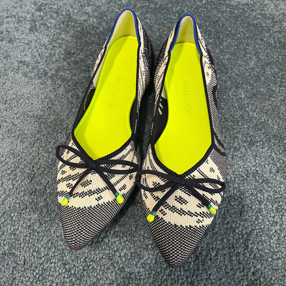 Rothy’s Pointed Toe Knit Flat
